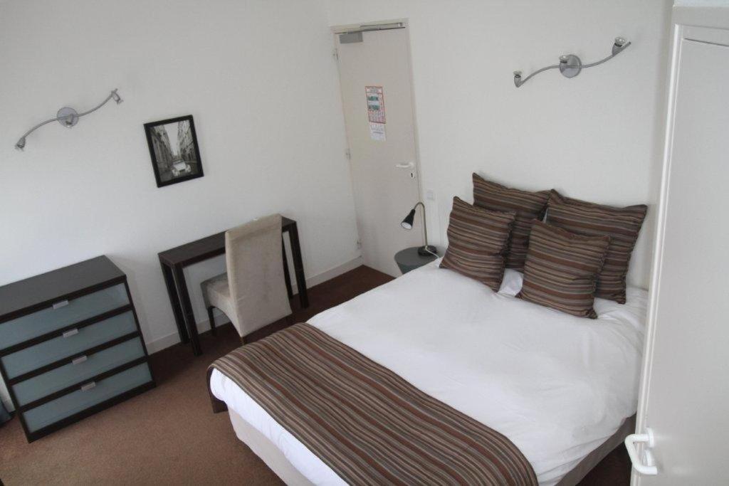 Hotel Le Suroit Perros-Guirec Quarto foto